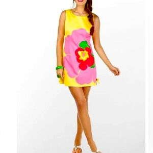 Lilly Pulitzer Delia Starfruit shift dress Yellow Lottie Dottie  size 2